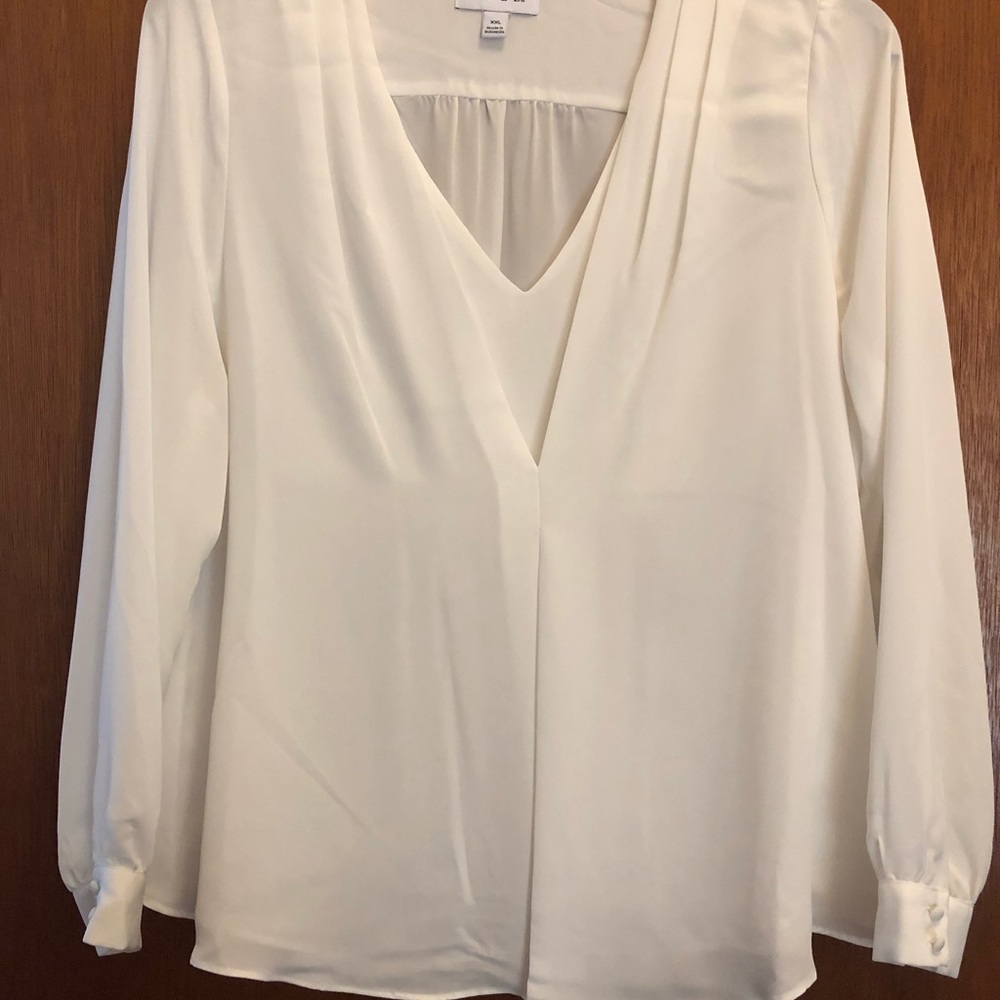 Elle XXL Off-White pleated blouse. Never worn